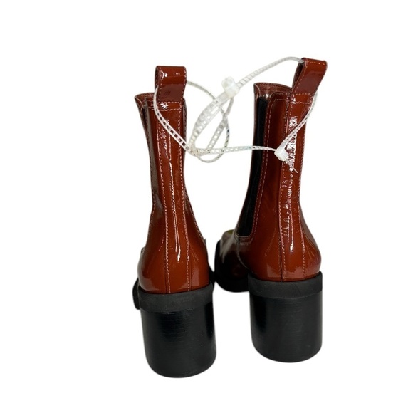 NWOT Gianni Bini Banks Crinkle Patent Double Gore Square Toe Booties Size 6 - Picture 5 of 9